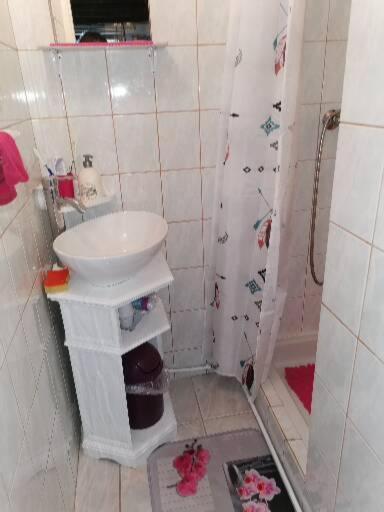 Studio Tres Agreable Totalement Independant Dans Maison Avec Cour Sans Vis A Vis Villa Vittel Eksteriør billede